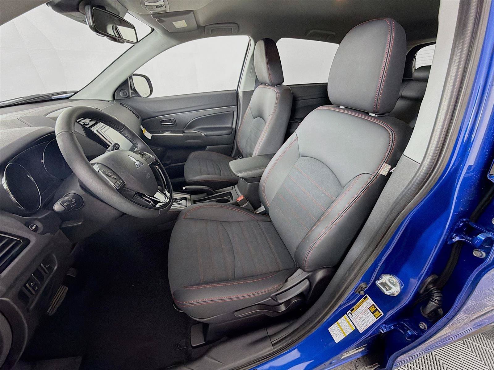 New 2026 Mitsubishi Outlander Sport SE AWD/4WD image 11