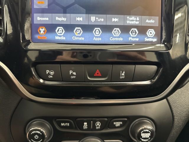 Used 2021 Jeep Cherokee Limited w/ Trailer Tow Group image 43