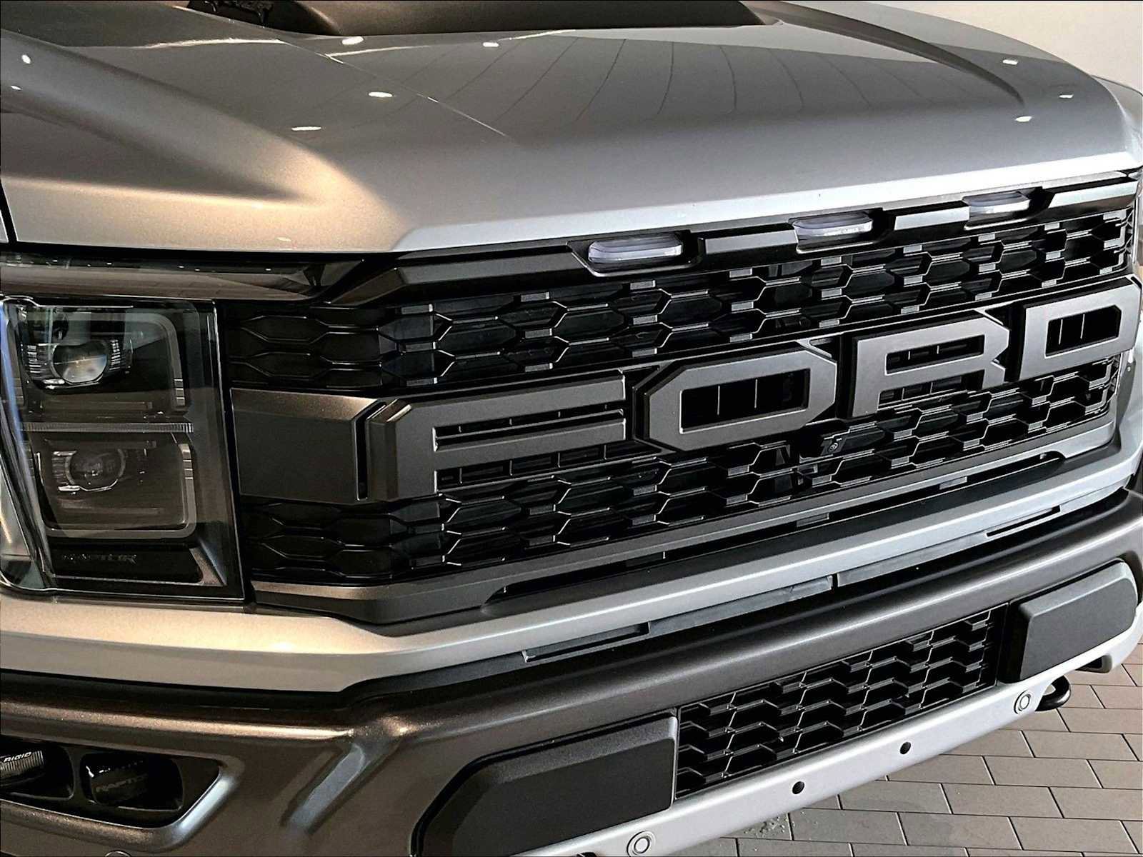 Used 2023 Ford F150 Raptor image 33