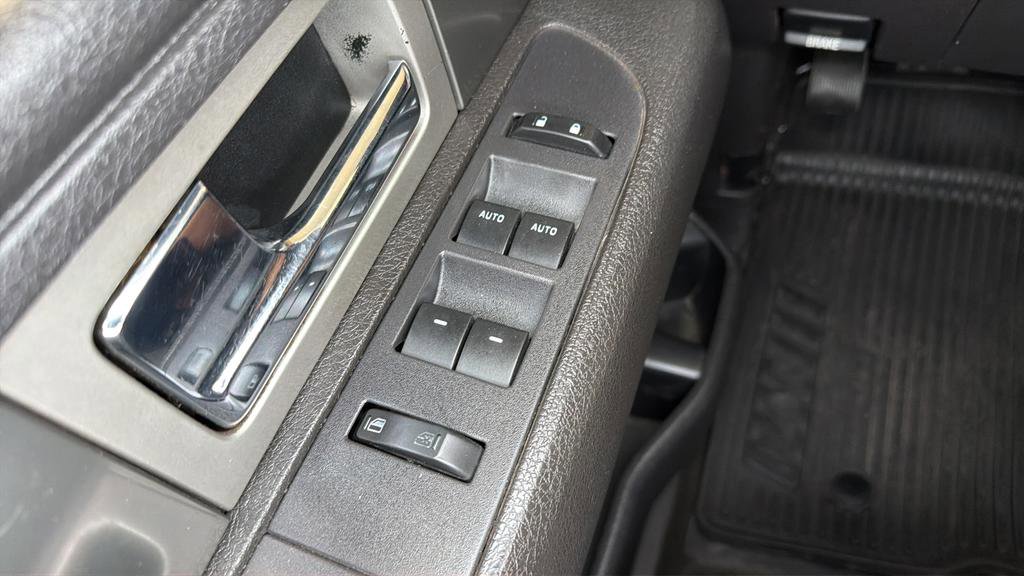 Used 2013 Ford F150 Raptor w/ Luxury Equipment Group AWD/4WD image 18