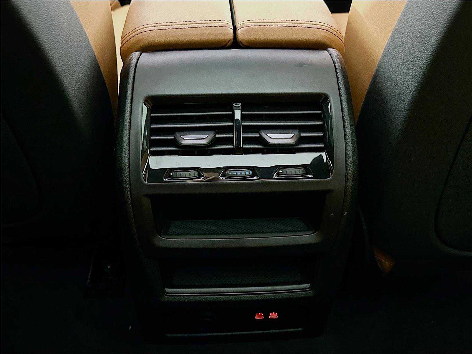 New 2026 BMW X5 xDrive40i w/ Premium Package image 27