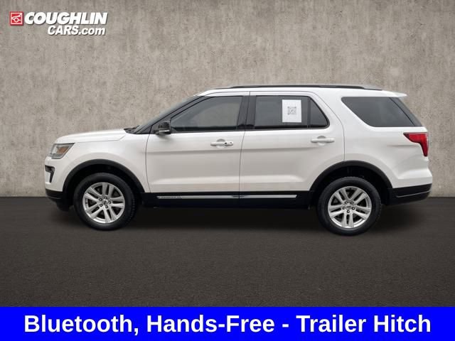 Used 2018 Ford Explorer XLT w/ Equipment Group 202A image 2