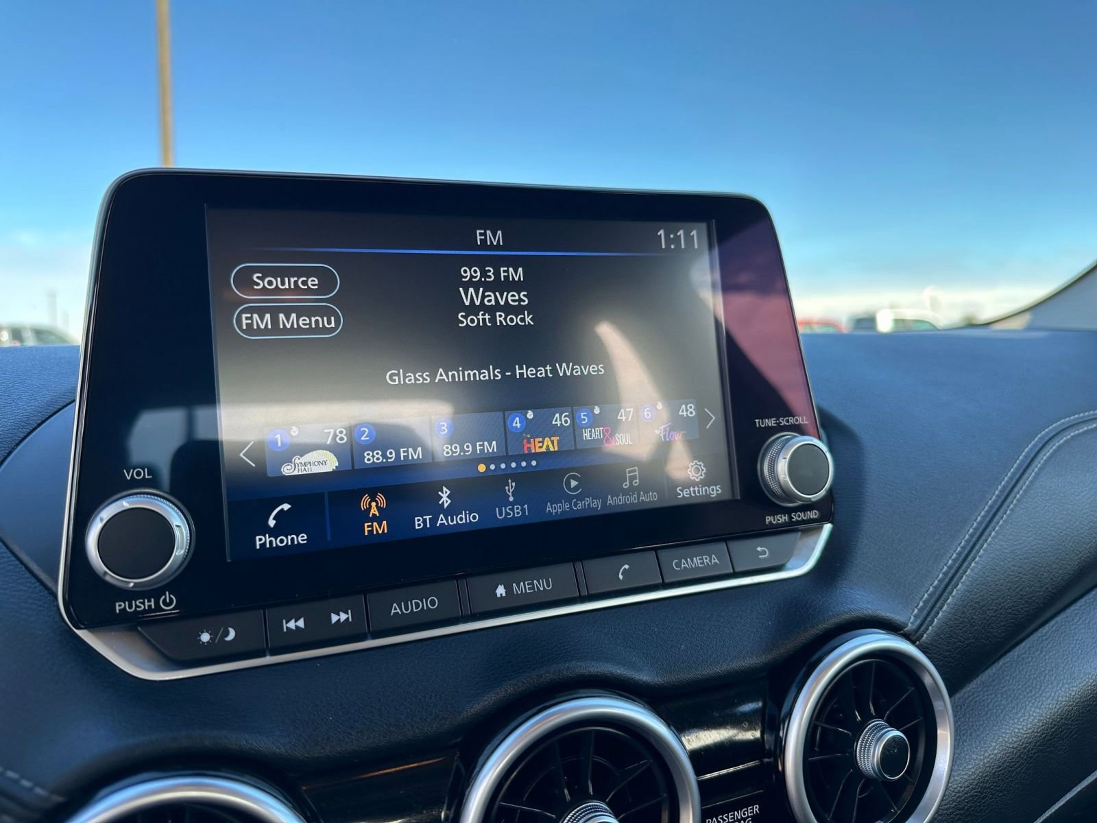 Used 2025 Nissan Sentra SV image 20