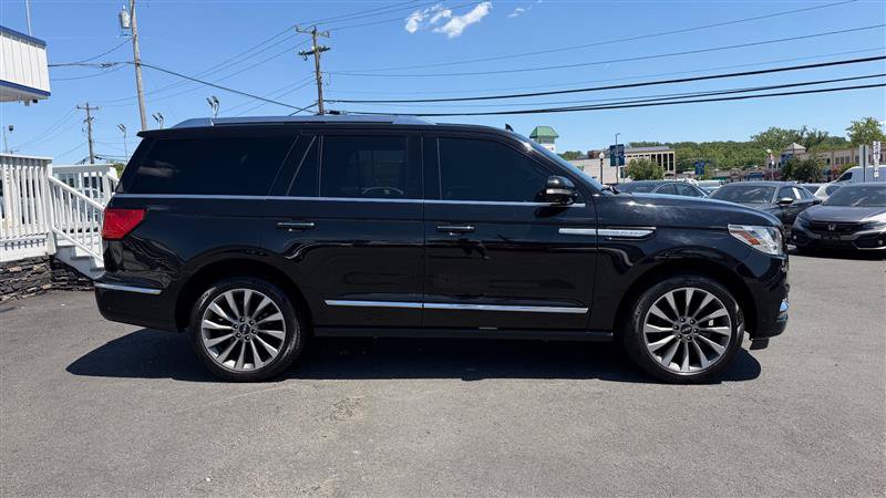 Used 2020 Lincoln Navigator Reserve AWD/4WD image 7