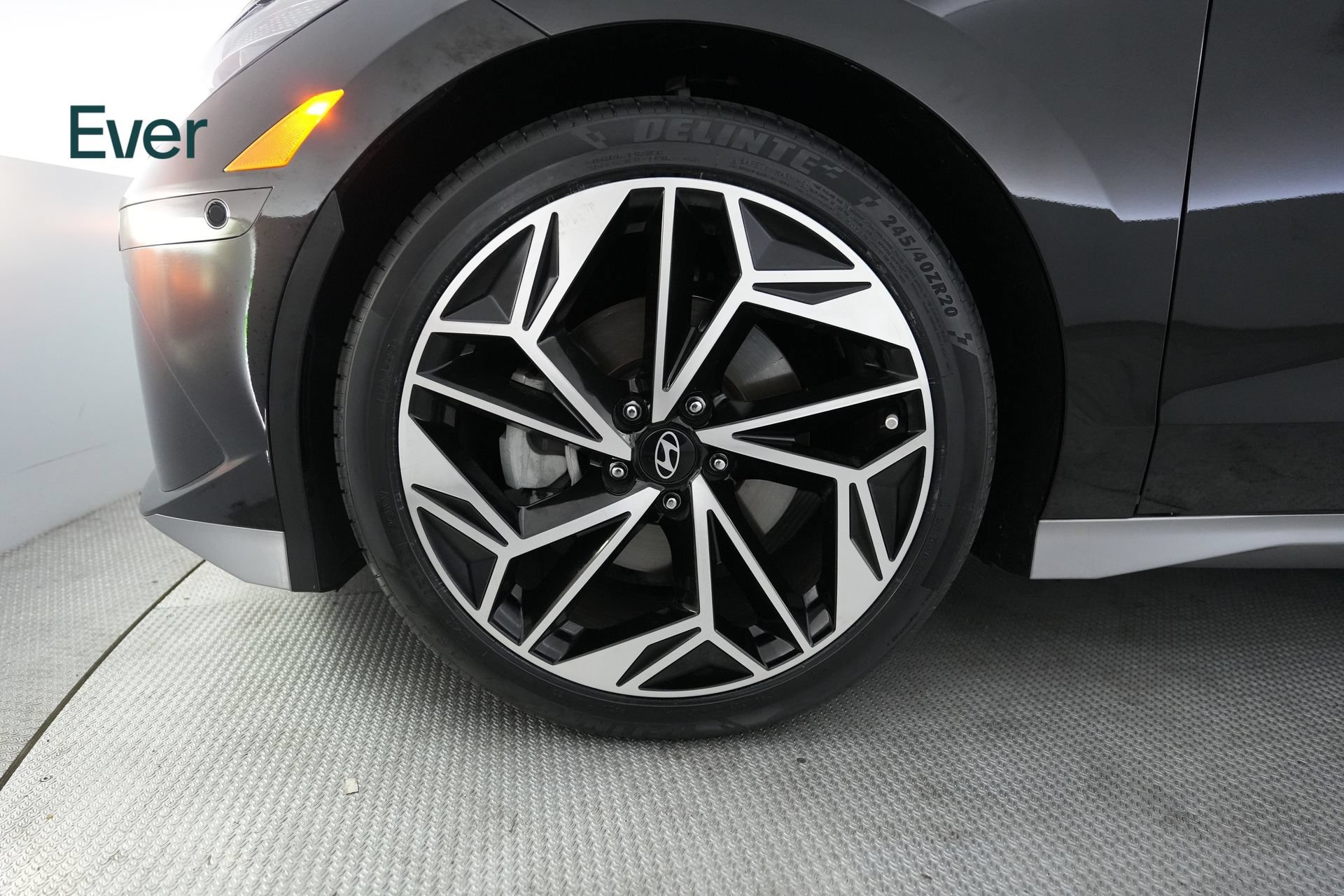 Used 2024 Hyundai Ioniq 6 Limited RWD image 19