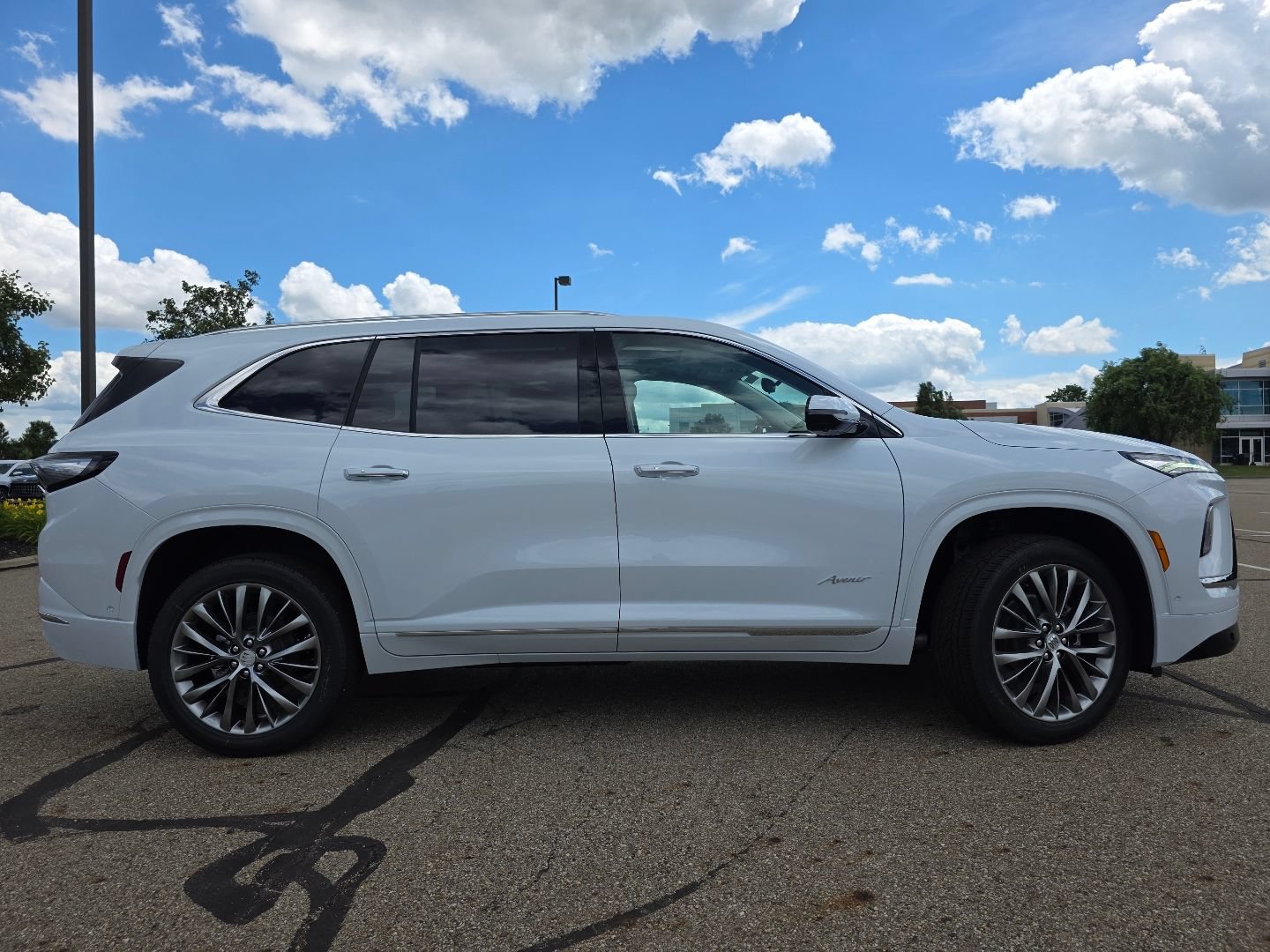 New 2026 Buick Enclave Avenir w/ Super Cruise Package AWD/4WD image 20