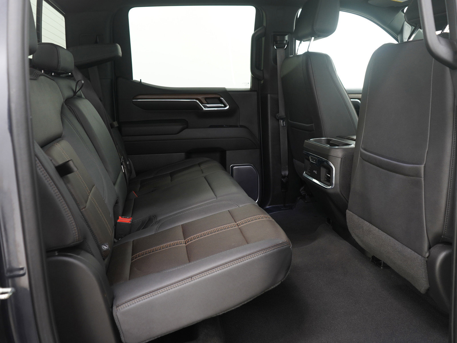 Used 2023 Chevrolet Silverado 1500 High Country w/ Technology Package image 14