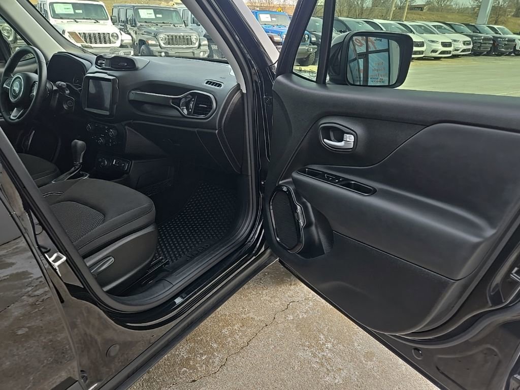 Used 2023 Jeep Renegade Altitude w/ Sun/Sound Group image 69