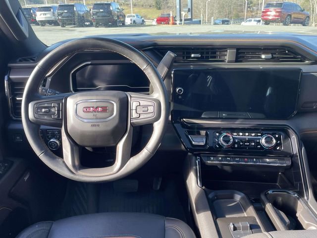 Used 2024 GMC Sierra 2500 AT4 w/ AT4 Preferred Package image 12