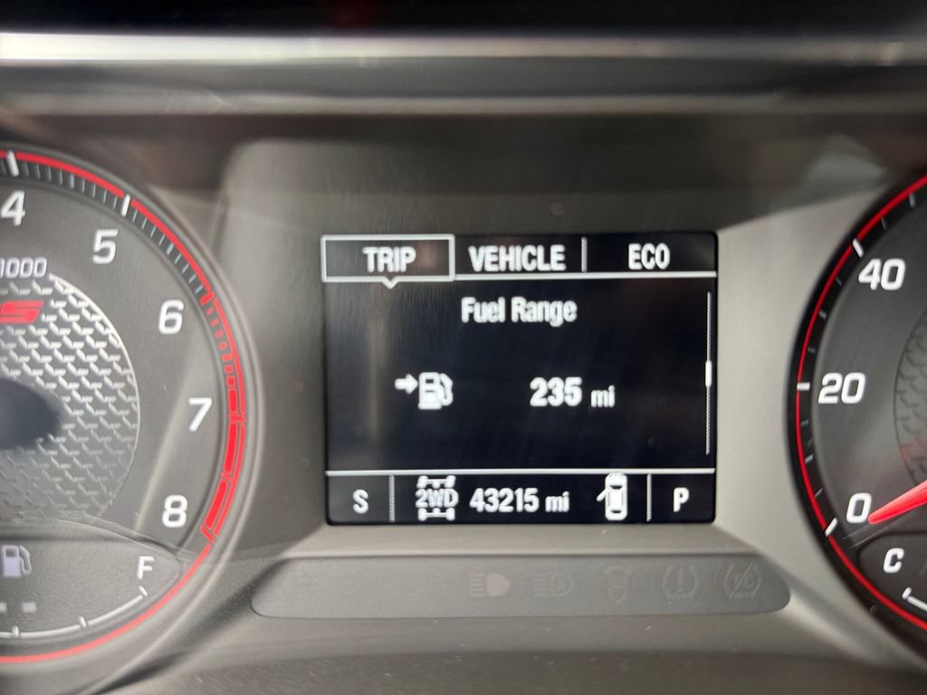 Used 2023 Chevrolet TrailBlazer RS w/ Convenience Package AWD/4WD image 18