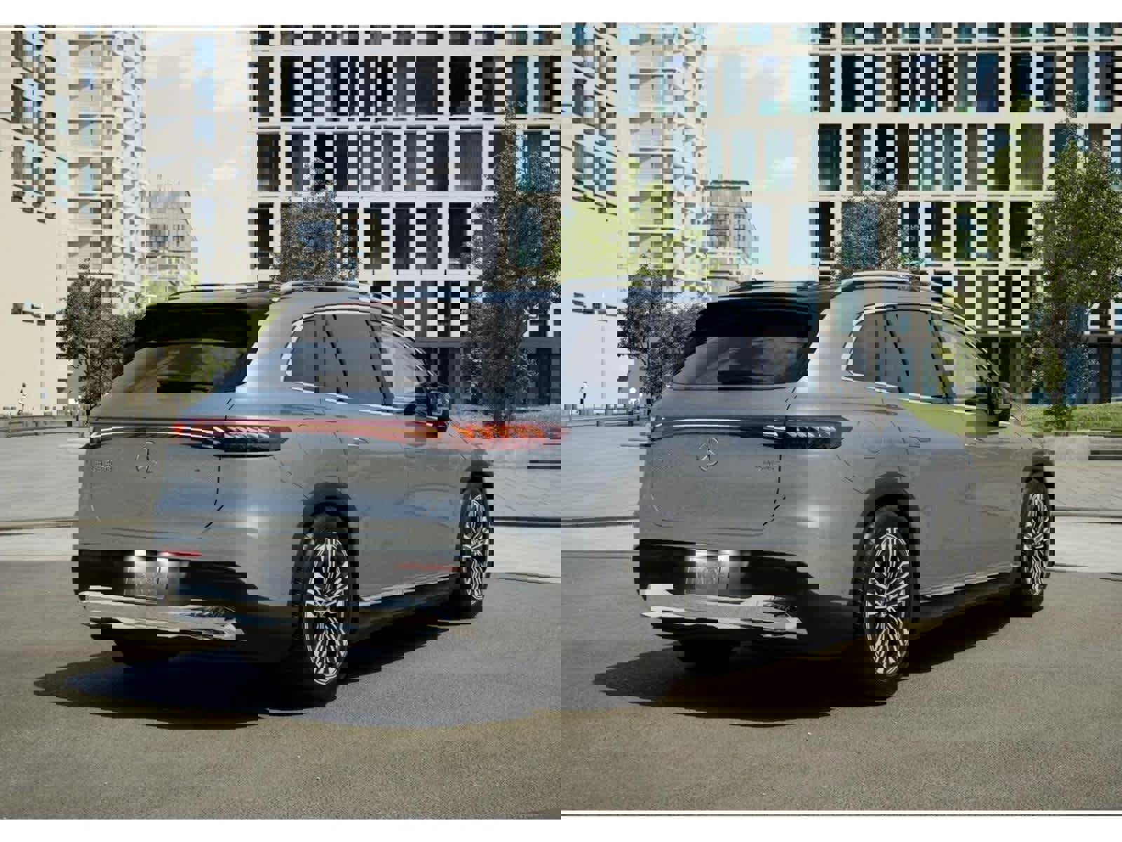 New 2026 Mercedes-Benz EQS 400 4MATIC SUV image 20