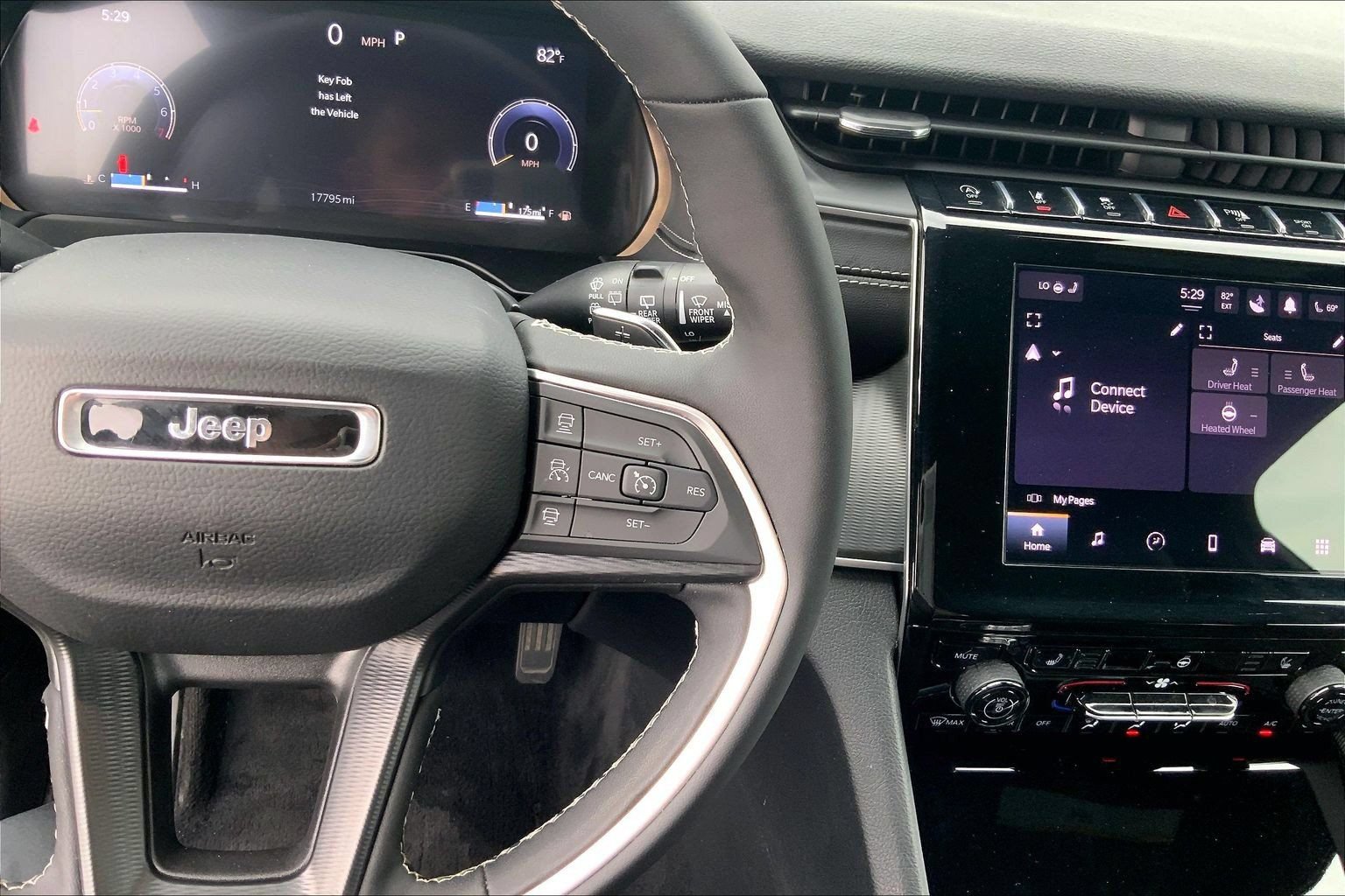 Certified 2025 Jeep Grand Cherokee Altitude AWD/4WD image 22