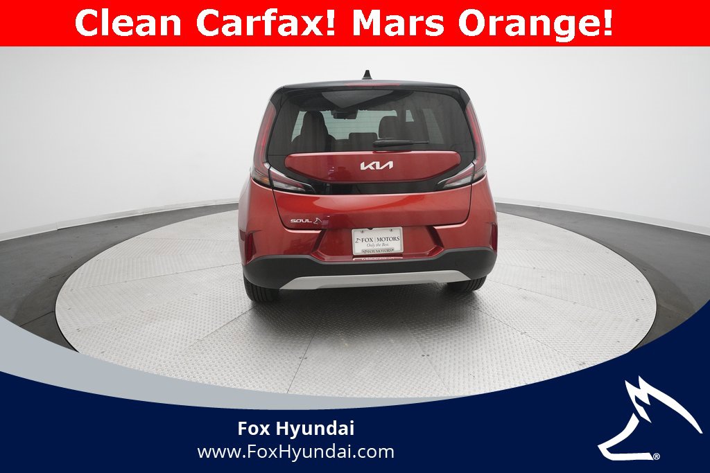 Used 2023 Kia Soul LX image 25