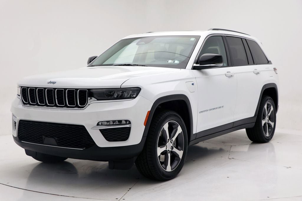 Used 2023 Jeep Grand Cherokee 4WD 4xe video 2