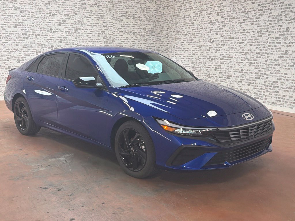 Used 2026 Hyundai Elantra Sport w/ Cargo Package FWD image 1