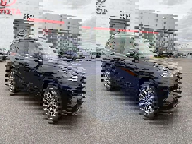 New 2026 Toyota Highlander Platinum