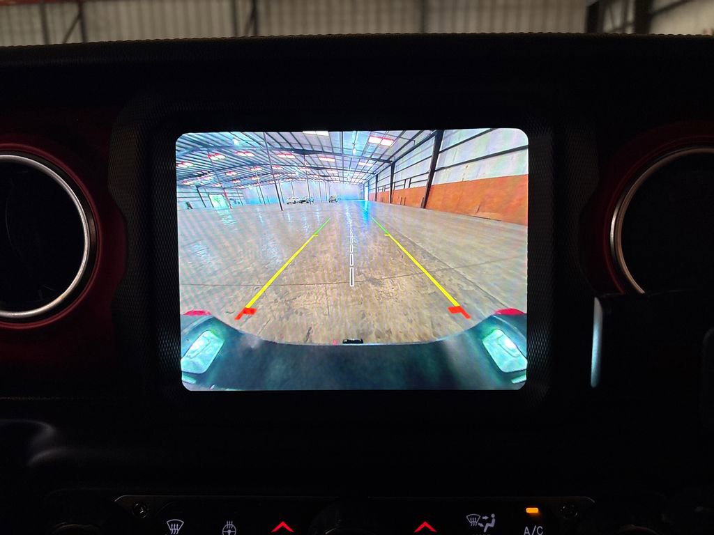 Used 2022 Jeep Gladiator Rubicon w/ Cold Weather Group image 24