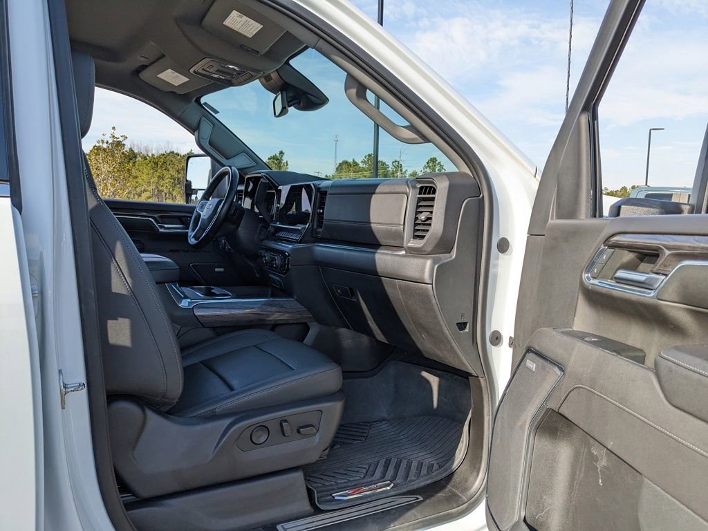 Used 2024 Chevrolet Silverado 2500 LTZ w/ LTZ Plus Package image 48