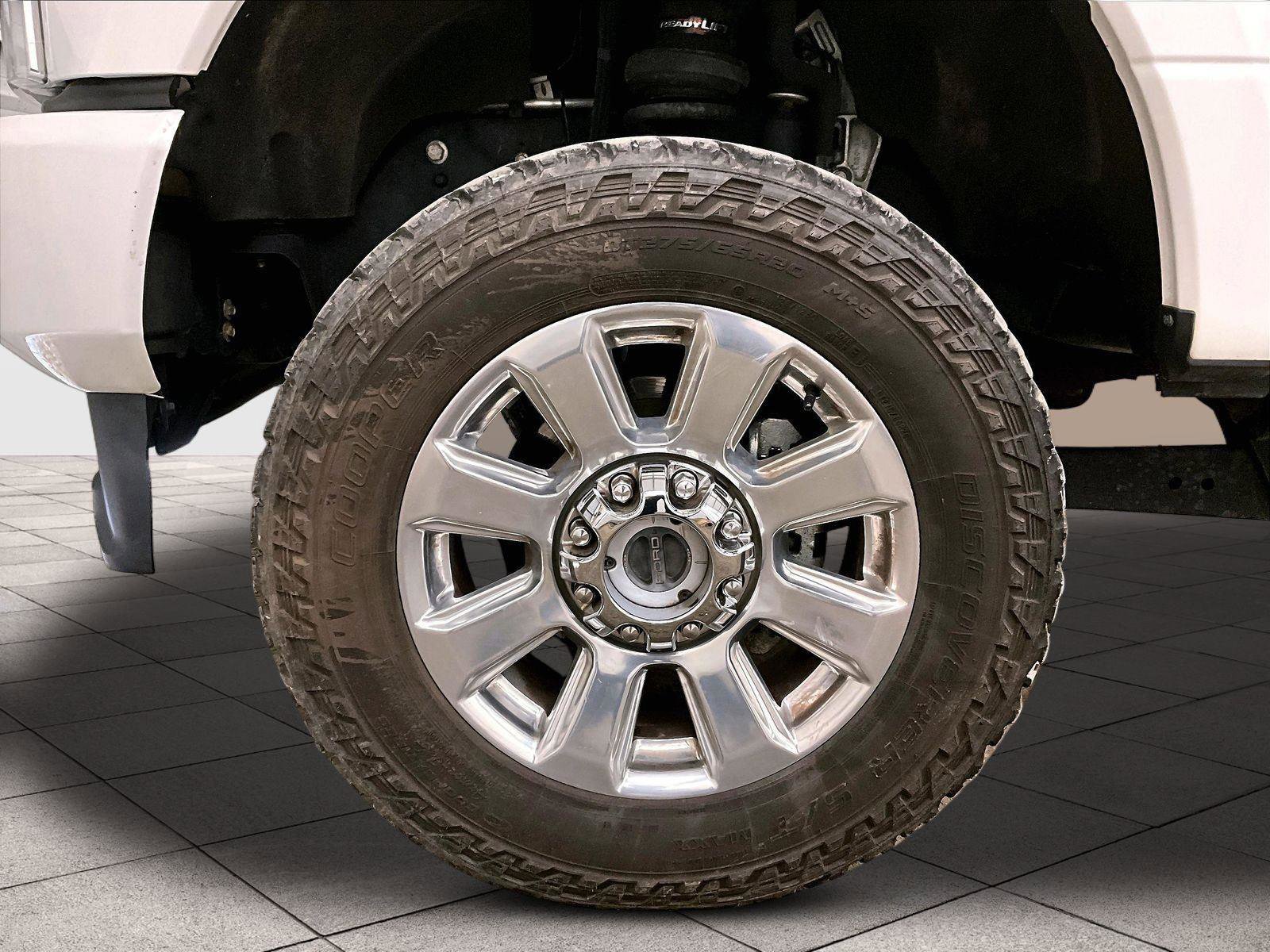 Used 2020 Ford F250 Platinum w/ FX4 Off-Road Package image 8