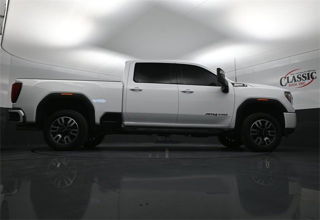 Used 2023 GMC Sierra 2500 AT4 image 28