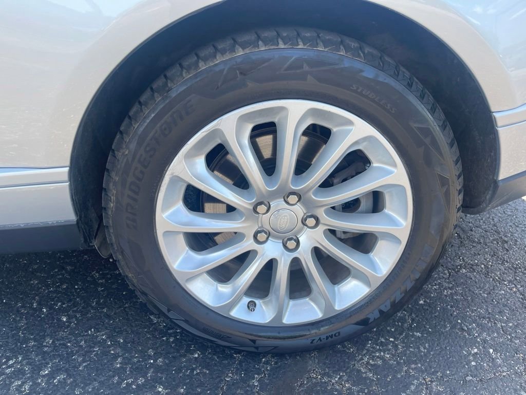 Used 2019 Land Rover Range Rover HSE AWD/4WD image 15