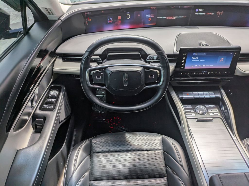Certified 2024 Lincoln Nautilus Reserve AWD/4WD image 18