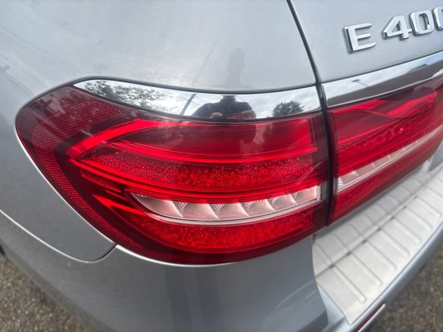Used 2017 Mercedes-Benz E 400 4MATIC Wagon image 6