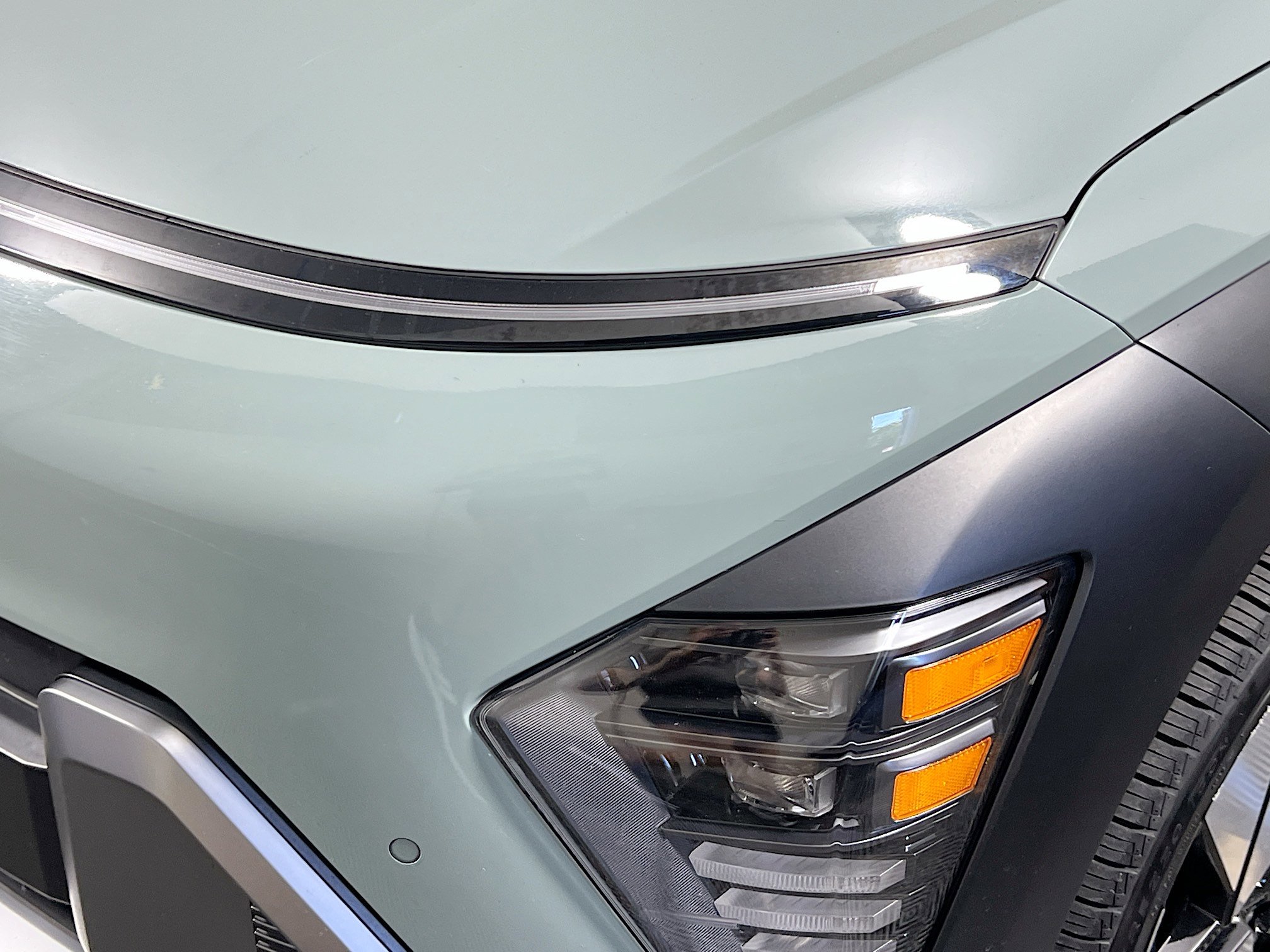 Used 2024 Hyundai Kona Limited AWD/4WD image 11