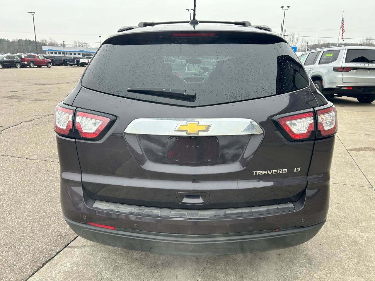 Used 2016 Chevrolet Traverse LT w/ LPO, 'HIT The Road' Package AWD/4WD image 6