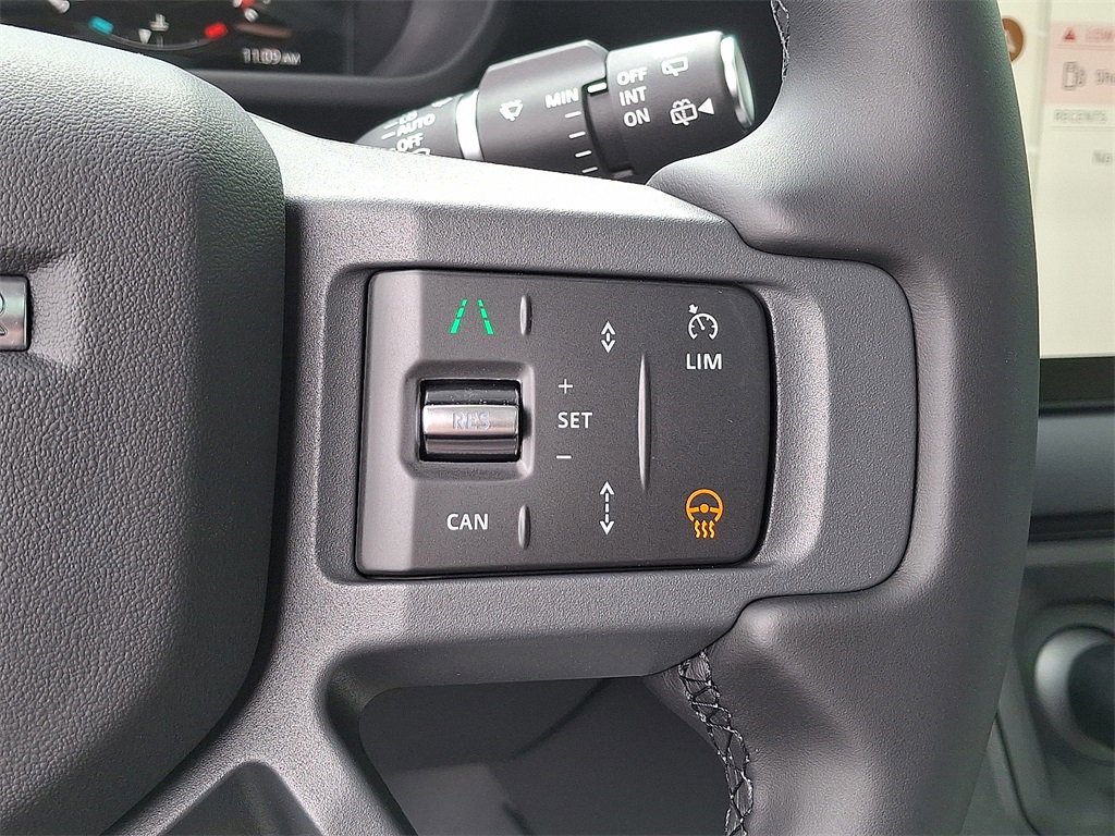 New 2025 Land Rover Defender 110 S image 19