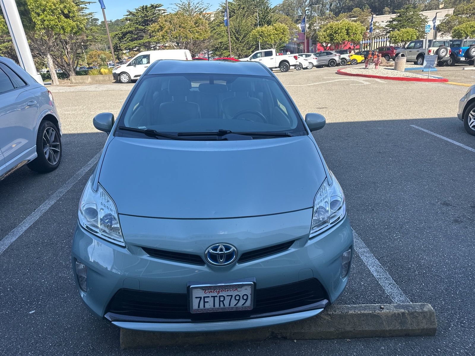 Used 2014 Toyota Prius Four image 2