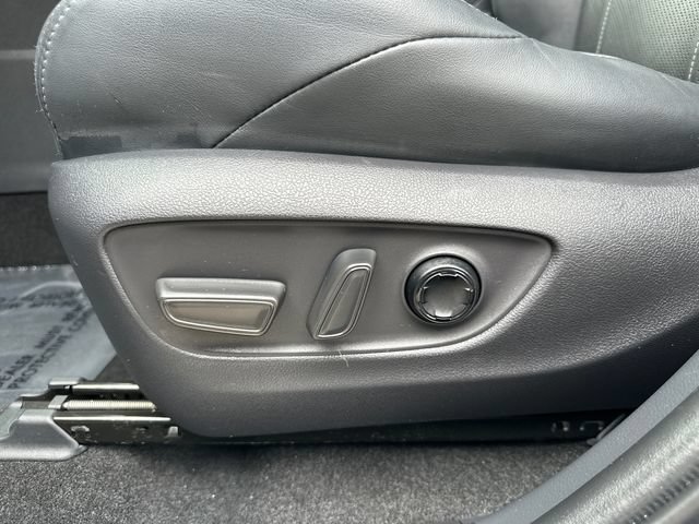 Certified 2024 Toyota Venza Limited AWD/4WD image 35