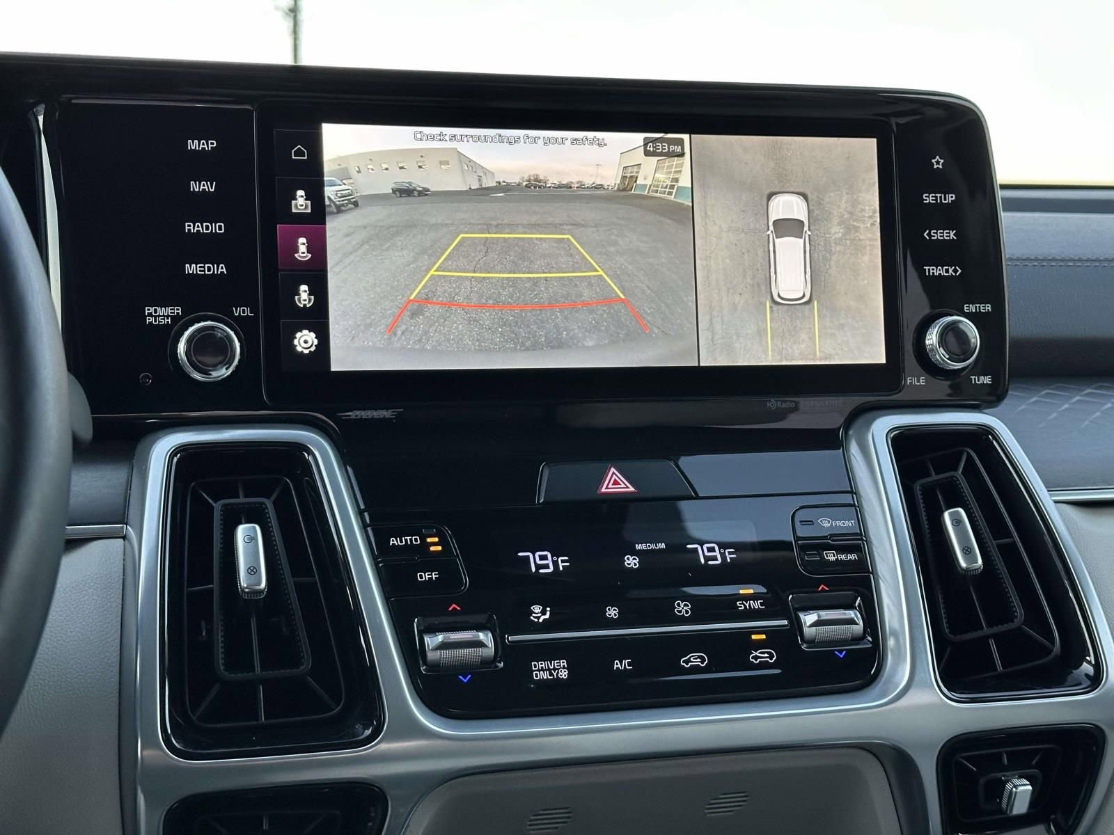 Used 2024 Kia Sorento SX Prestige image 19