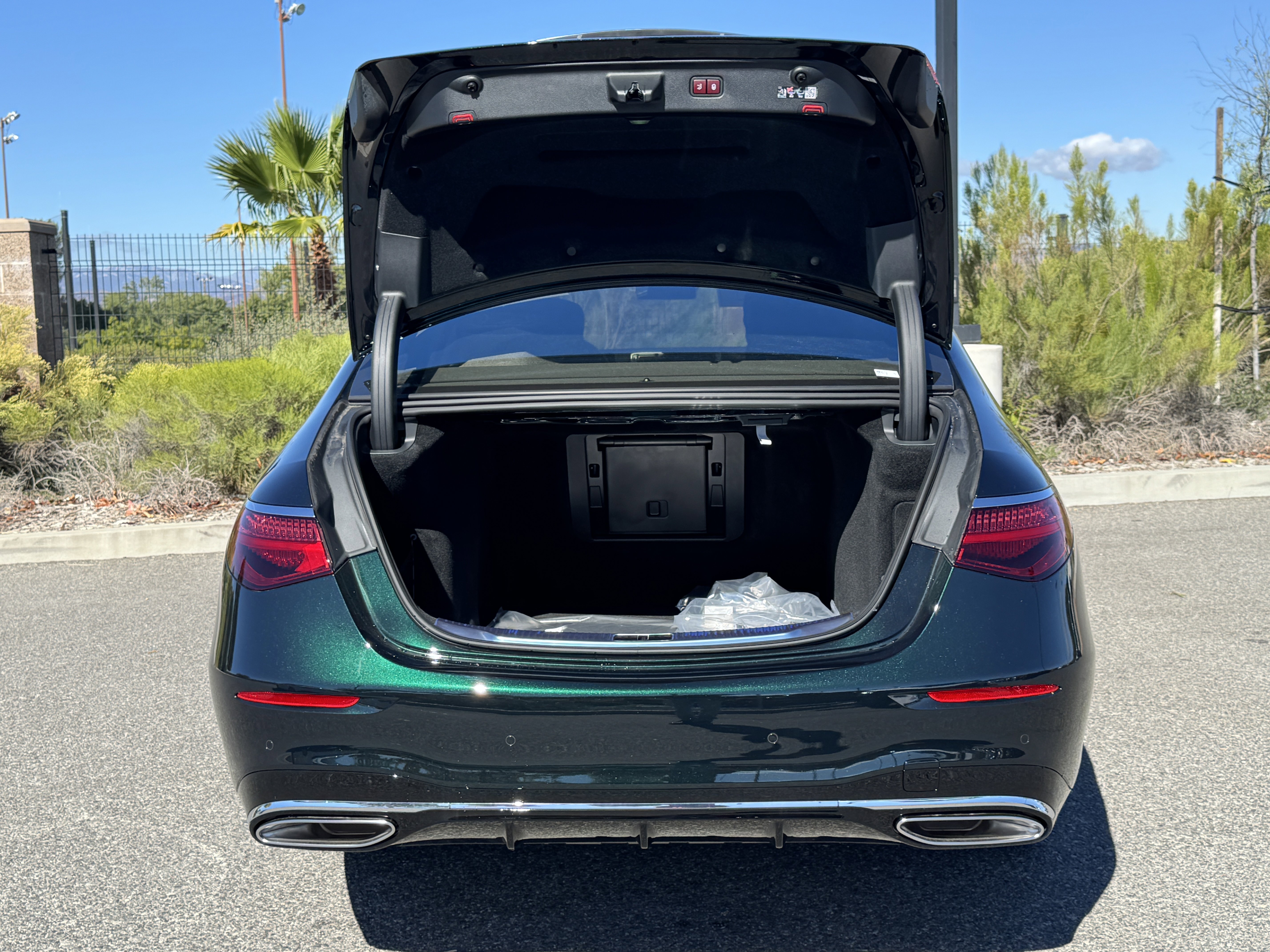 New 2026 Mercedes-Benz S 580 4MATIC Sedan image 13