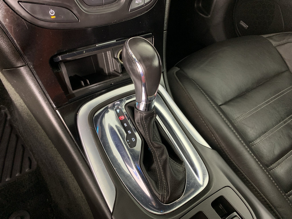 Used 2017 Buick Regal GS image 25