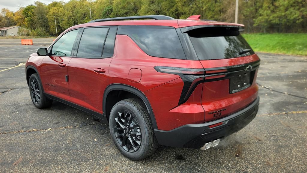 New 2026 Chevrolet Traverse LT w/ Midnight/Sport Edition image 8