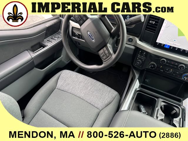 New 2025 Ford F250 XLT w/ Black Appearance Package image 18