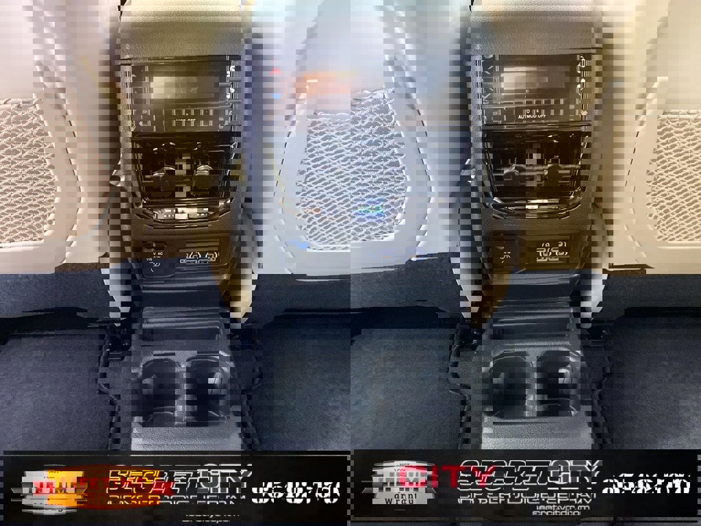 New 2025 Jeep Grand Cherokee L Limited image 29