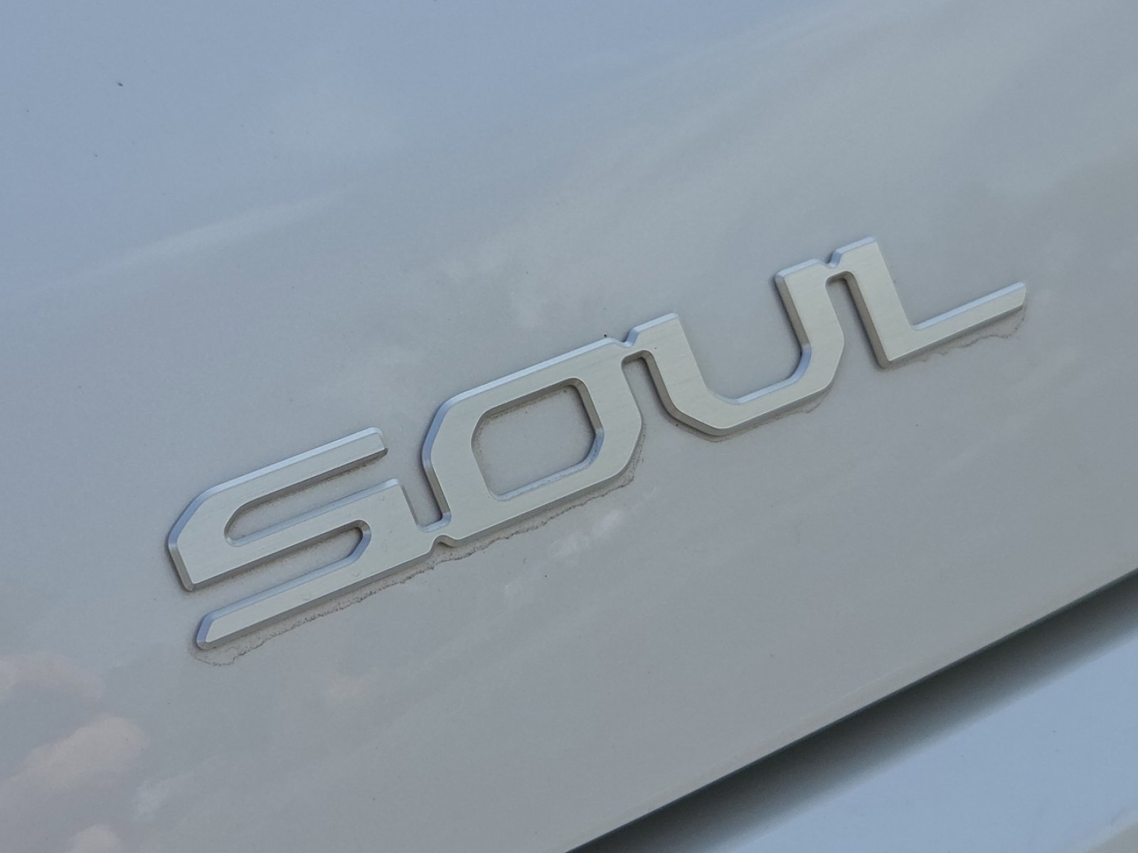 Used 2025 Kia Soul LX w/ LX Technology Package FWD image 12