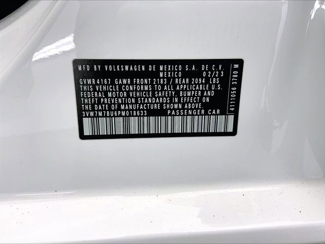 Used 2023 Volkswagen Jetta SE w/ Panoramic Sunroof Package image 35
