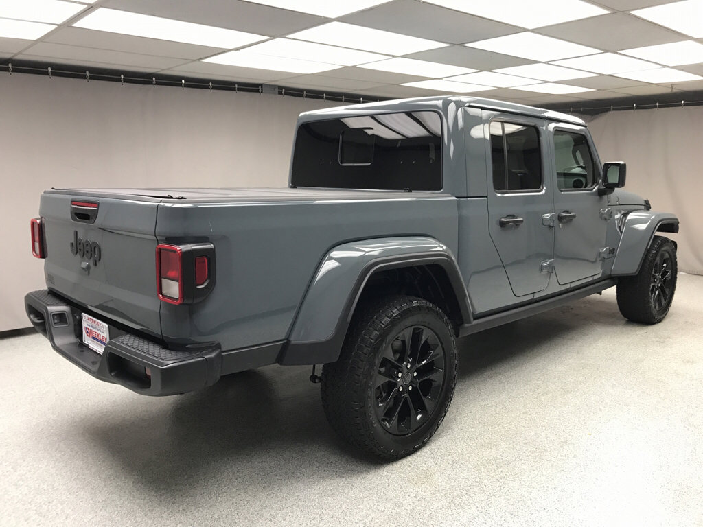 Used 2024 Jeep Gladiator Sport AWD/4WD image 4