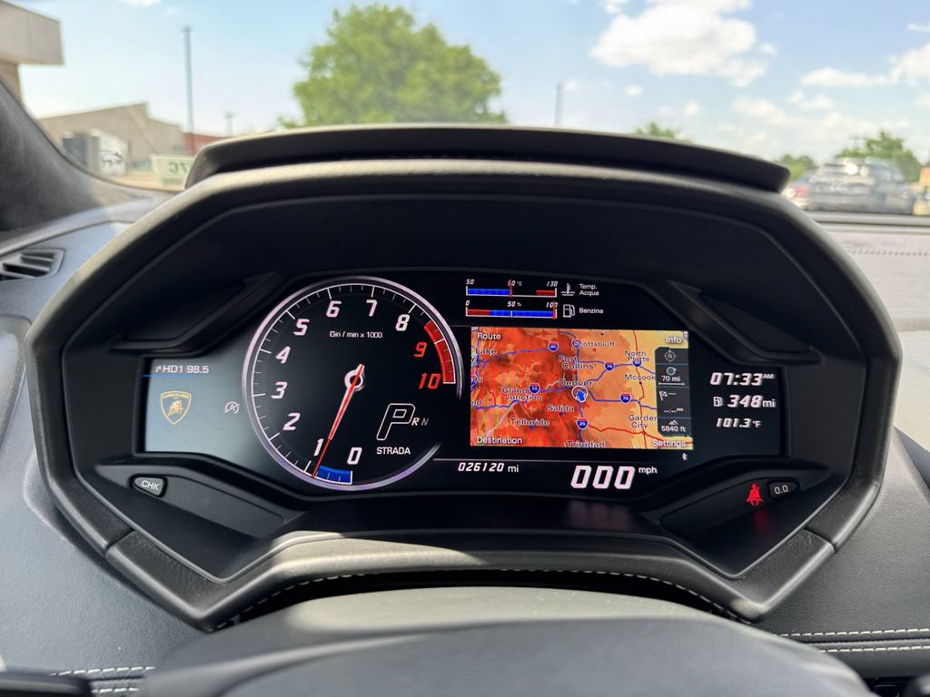 Used 2018 Lamborghini Huracan LP 580-2 RWD image 17