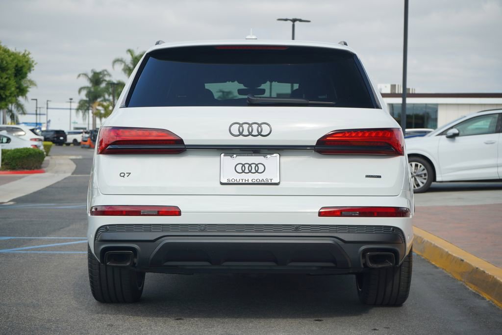 New 2025 Audi Q7 3.0T Prestige image 4