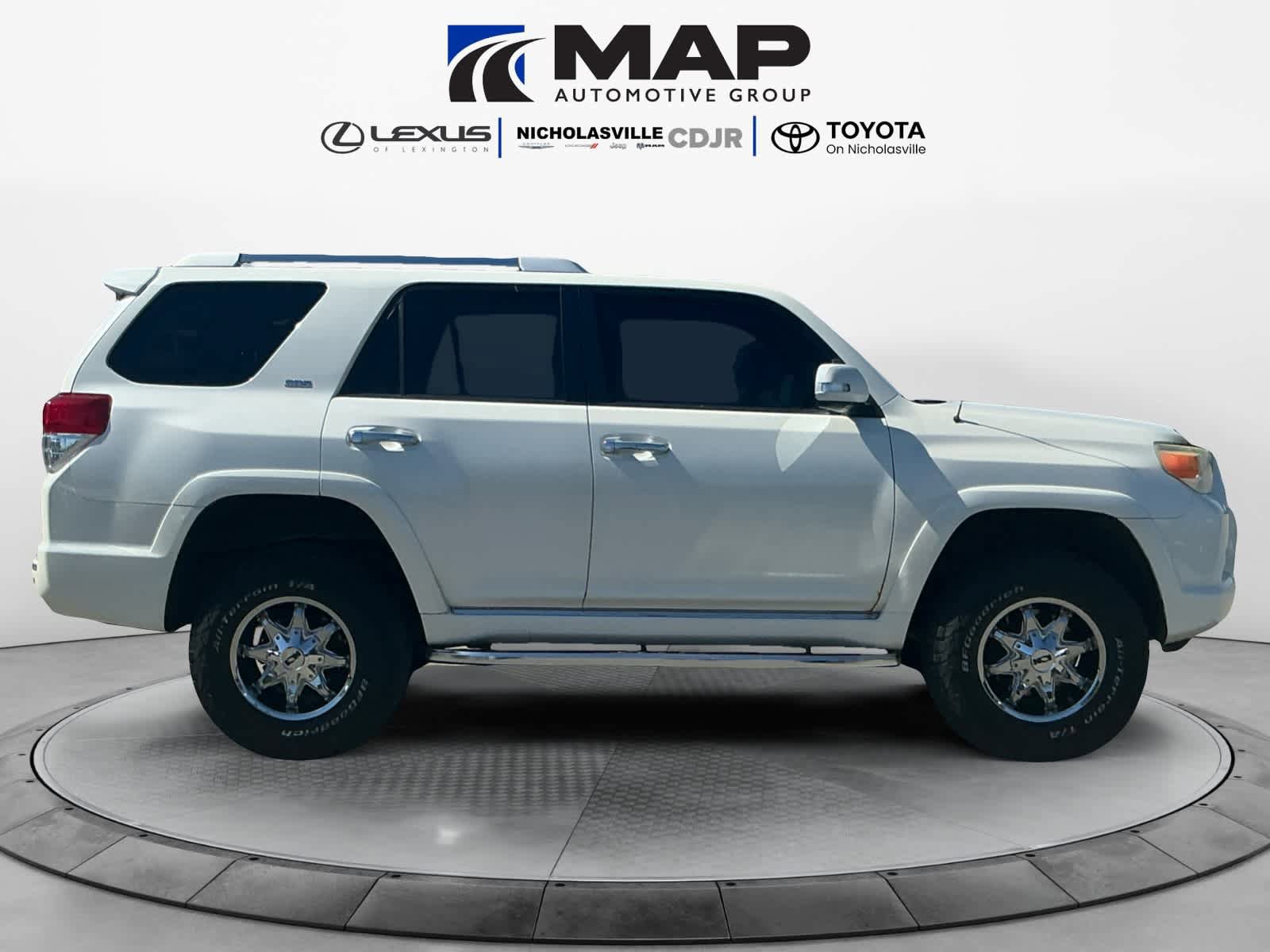 Used 2012 Toyota 4Runner SR5 w/ Convenience Pkg AWD/4WD image 6
