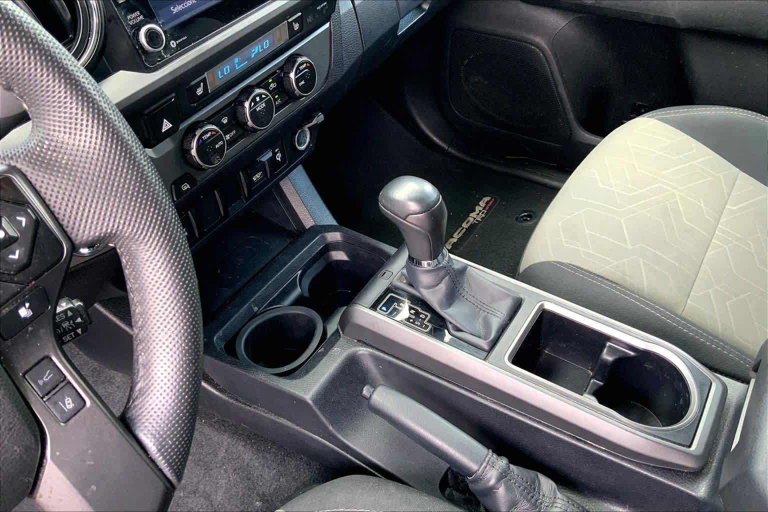 Used 2022 Toyota Tacoma TRD Sport w/ TRD Premium Sport Package RWD image 16