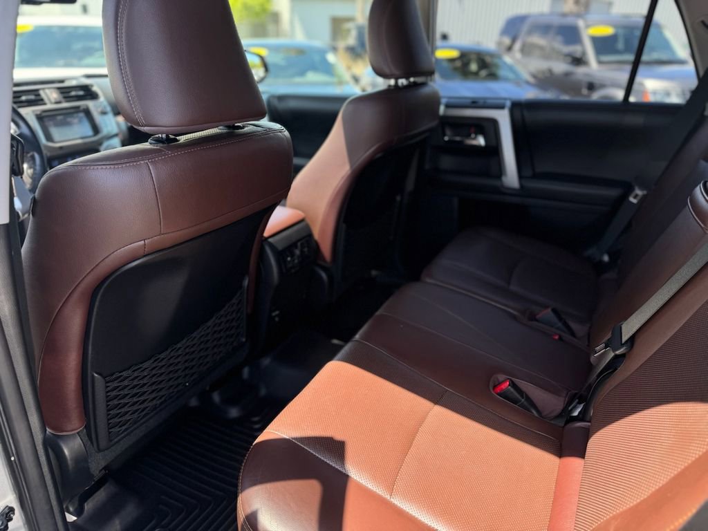 Used 2015 Toyota 4Runner Limited AWD/4WD image 16