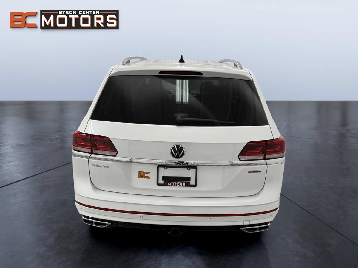 Used 2022 Volkswagen Atlas SEL R-Line AWD/4WD image 5