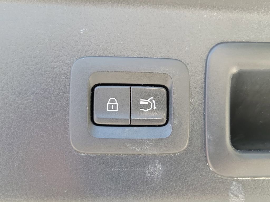 Used 2021 MAZDA CX-30 FWD 2.5 S w/ Premium Package image 9