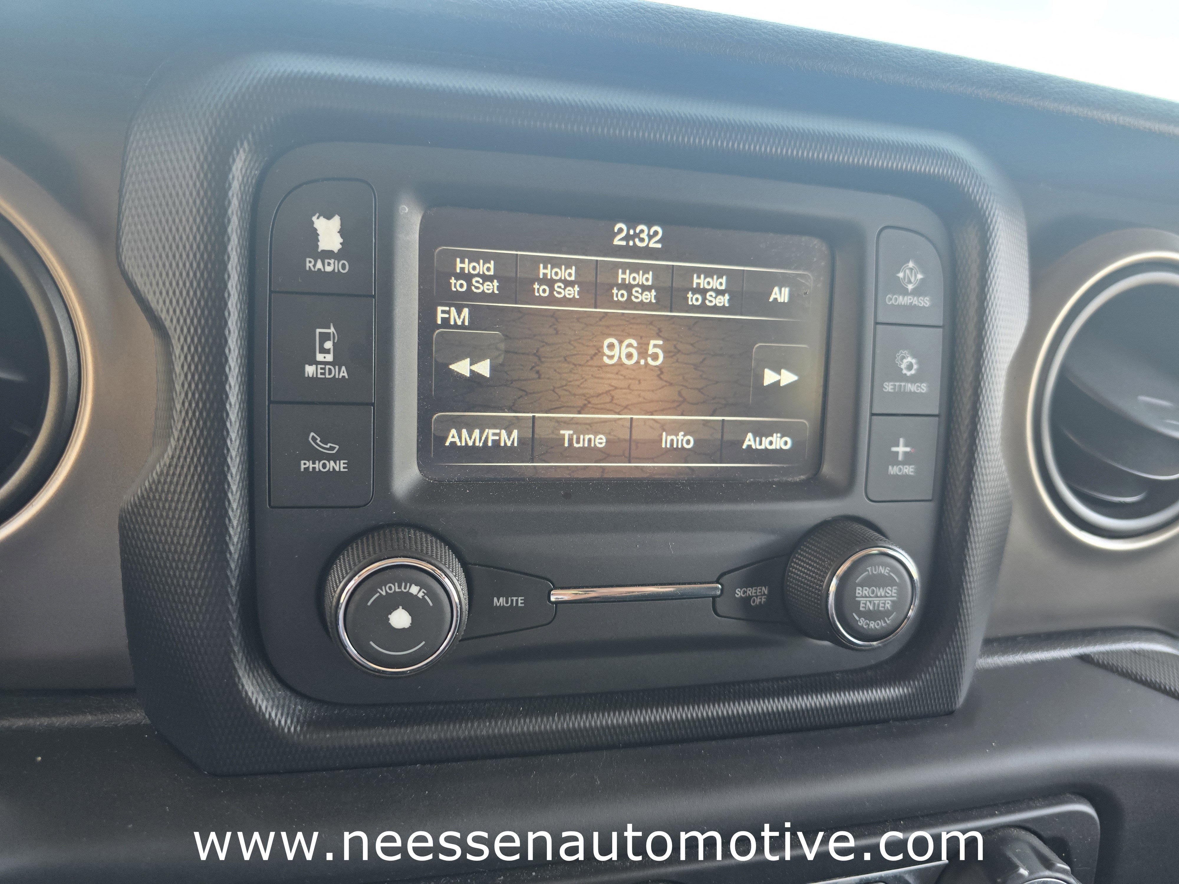 Used 2020 Jeep Wrangler Unlimited Sport S image 21