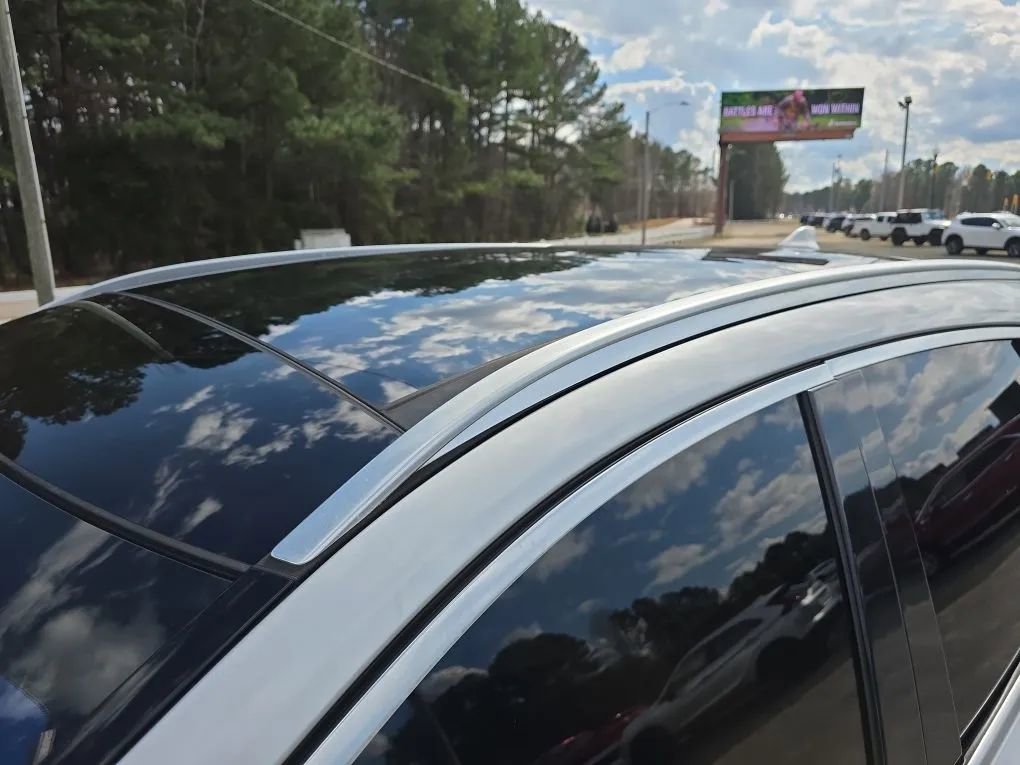 Used 2019 INFINITI QX50 Luxe w/ Cargo Package image 12